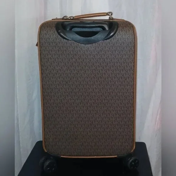 Michael Kors Logo Rolling Travel Trolley Suitcase Carry On Bag - Brown​​ - Picture 14 of 15